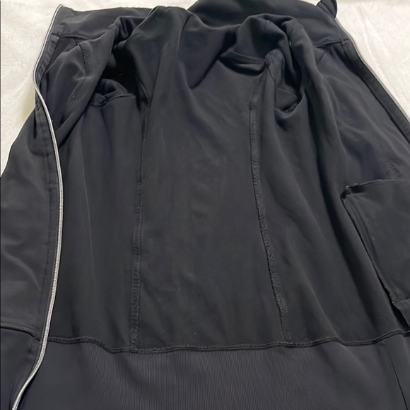 Lululemon Athletica Midnight Black Zip-Up Jacket - Picture 6 of 9